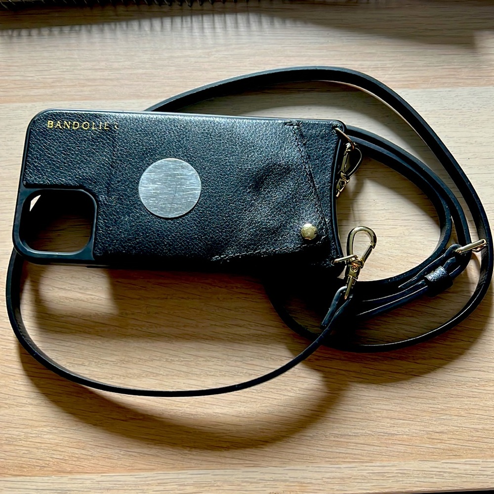 Bandolier for iPhone 11